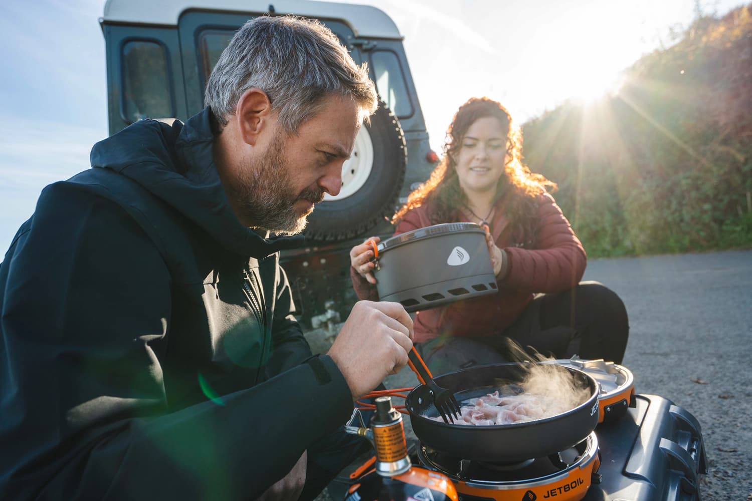 Con el Fast Boil Stove Systems, Jetboil presenta el hornillo GENESIS de ebullición rápida