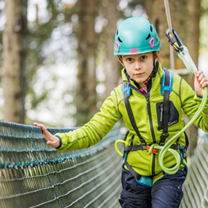 Equipo de escalada diseñado por Climbing Technology para la iniciación de los jóvenes escaladores